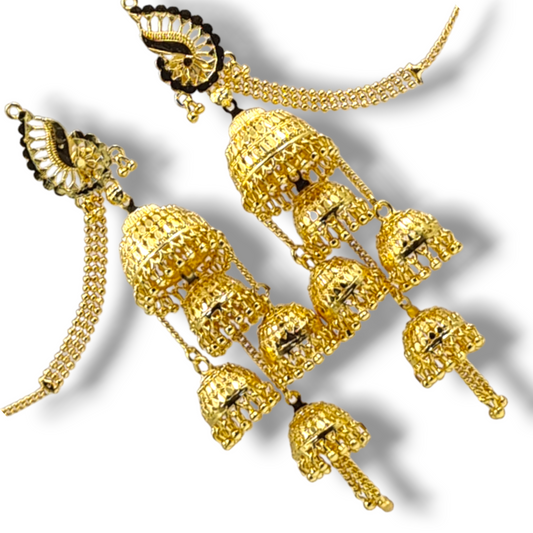 "Dazzling Craftsmanship: Gold-Plated Earrings with Crystal Beauty"